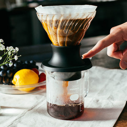 Hario V60 Switch Immersion Coffee Dripper schwarz 02